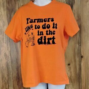Carbon Women's Tshirt Tee Farmers Like to Do it In the Dirt L